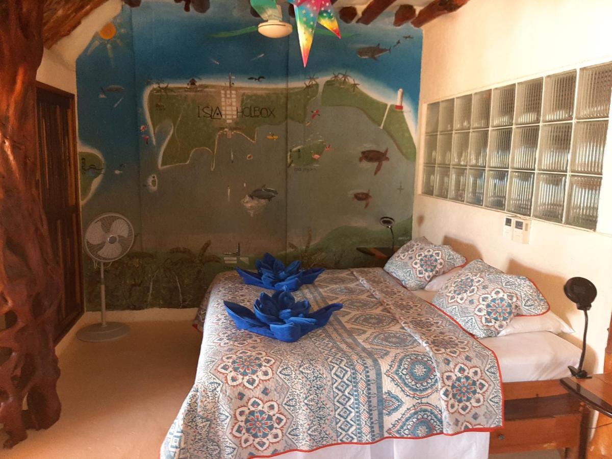 Beach Guesthouse Holbox Apartments & Suites ภายนอก รูปภาพ