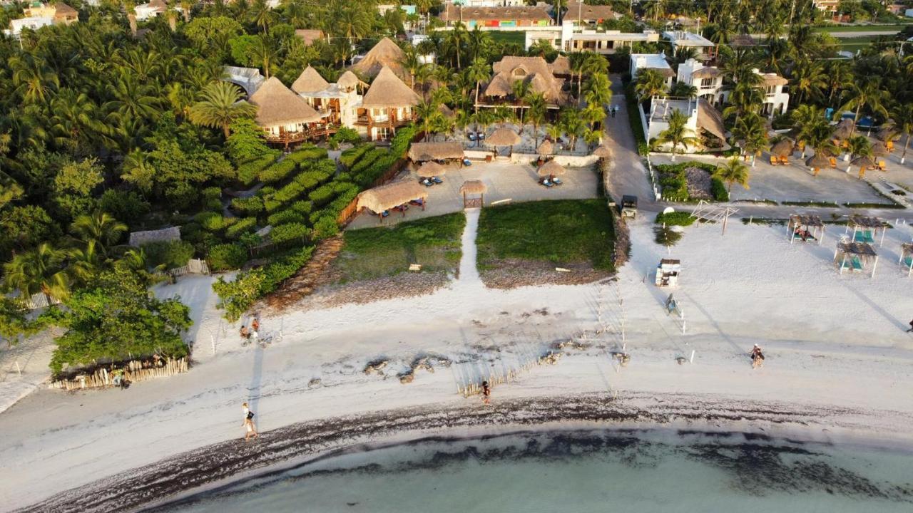 Beach Guesthouse Holbox Apartments & Suites ภายนอก รูปภาพ